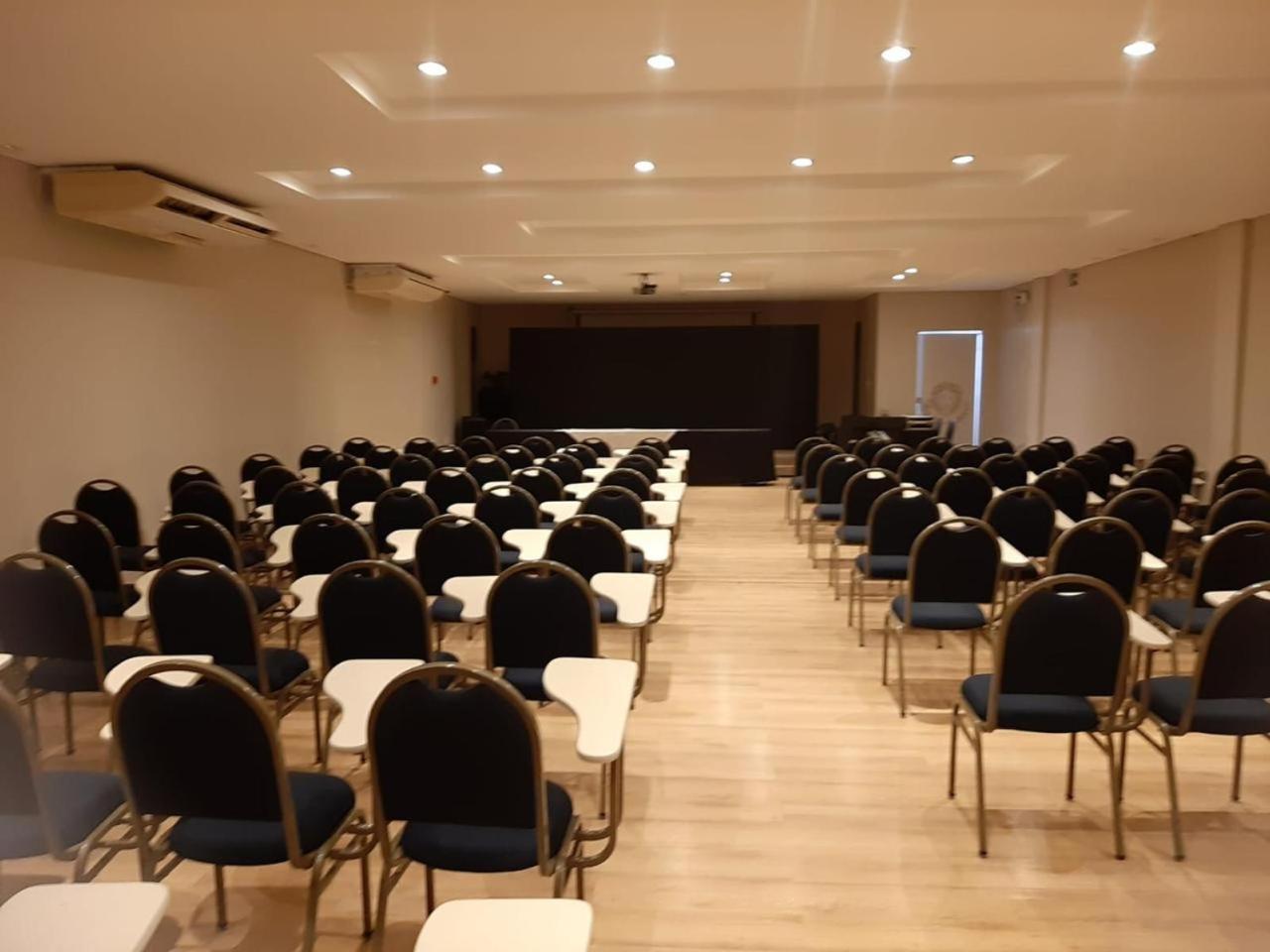 Maximus Business Hotel Ji-Parana Exterior photo
